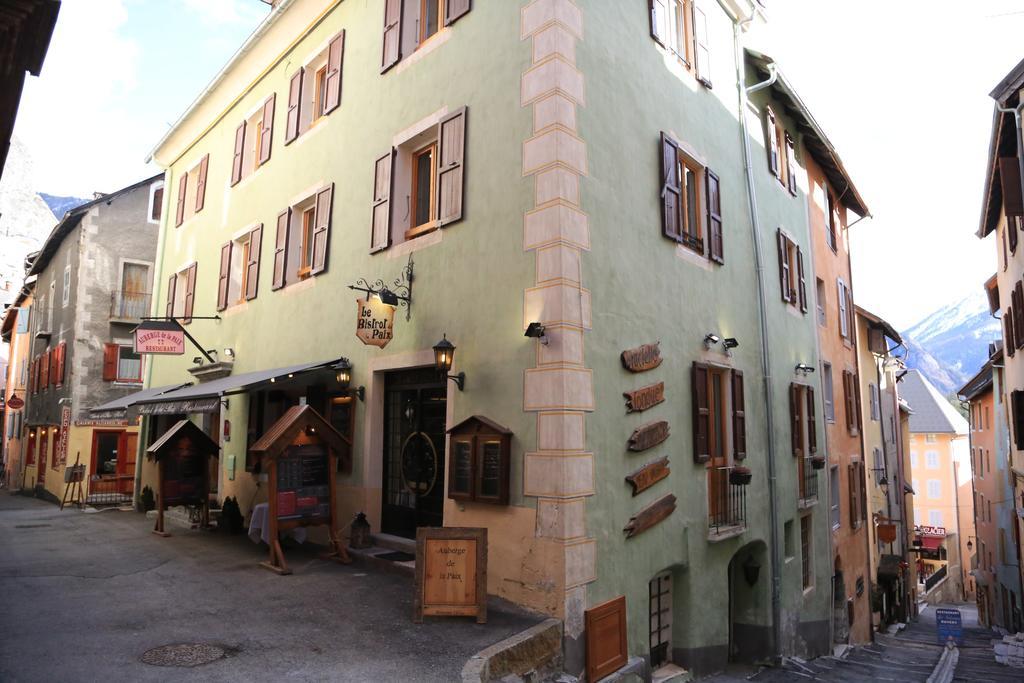 Auberge De La Paix Briancon  Luaran gambar