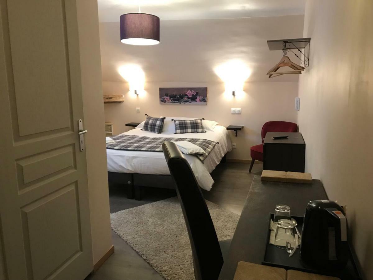 Auberge De La Paix Briancon  Luaran gambar